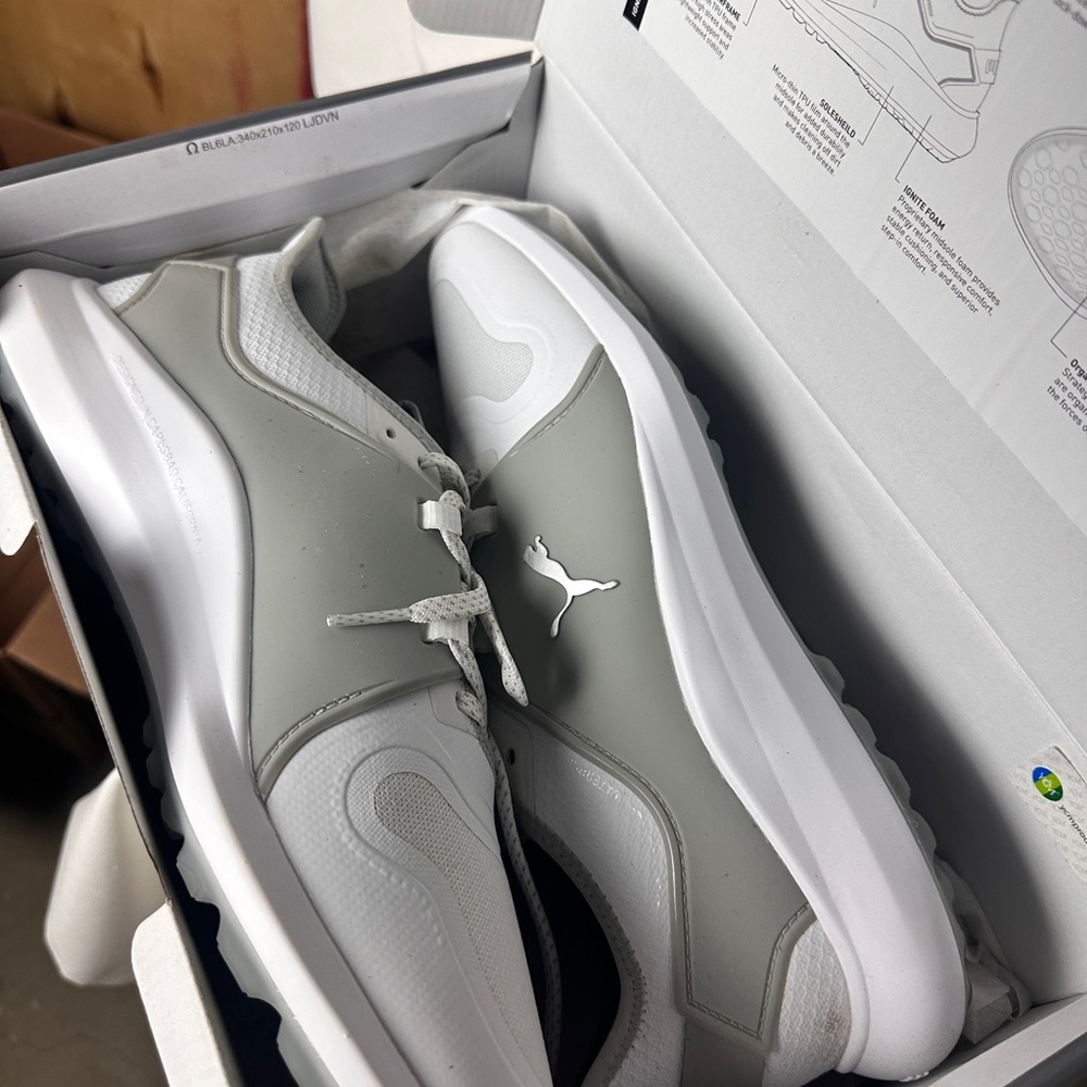 Puma Men's White and Gray Golf Sneakers
